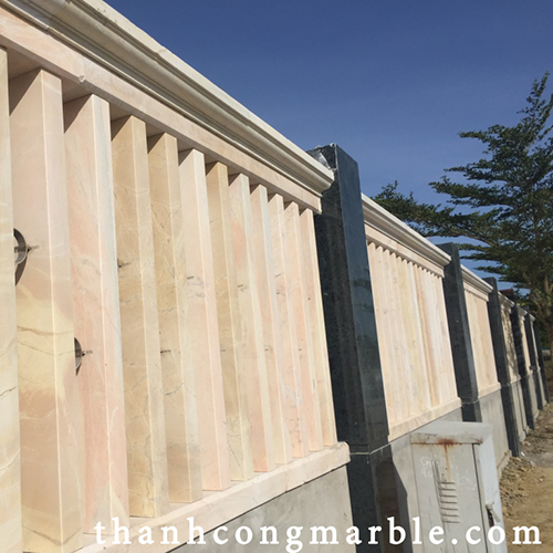 Thanh trụ bờ rào đá vàng 01